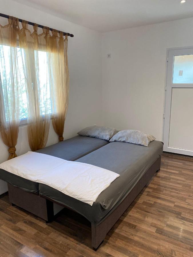 Apartmani Lala 2 Čanj エクステリア 写真